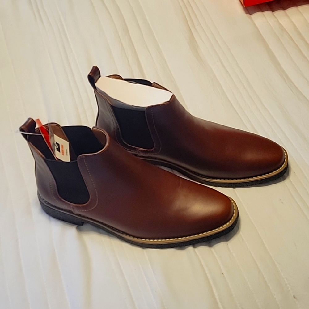 Deer Stag Chelsea Boot sz 9.5